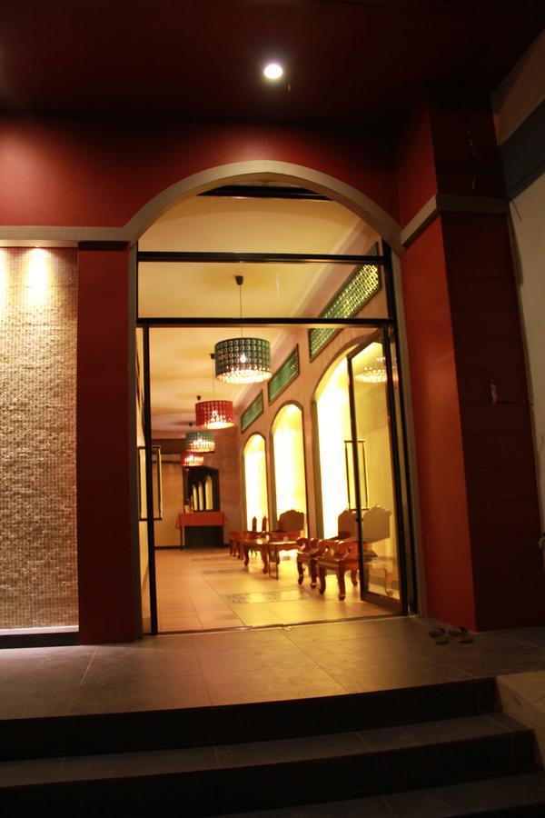 Mulberry House Hotell Pak Thong Chai Eksteriør bilde