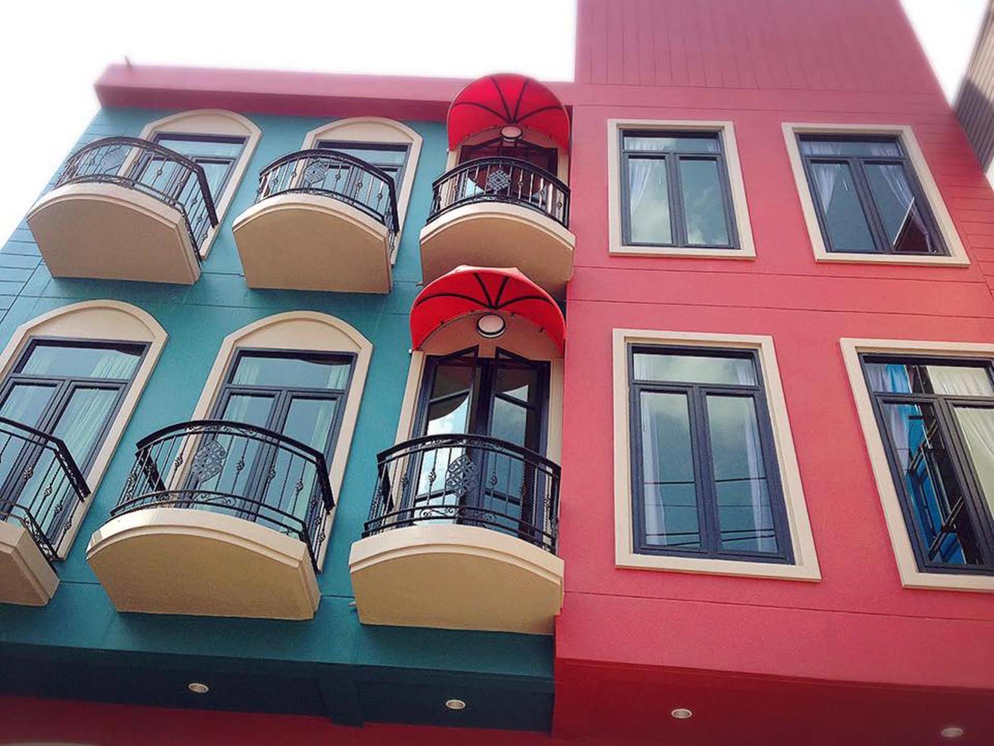 Mulberry House Hotell Pak Thong Chai Eksteriør bilde